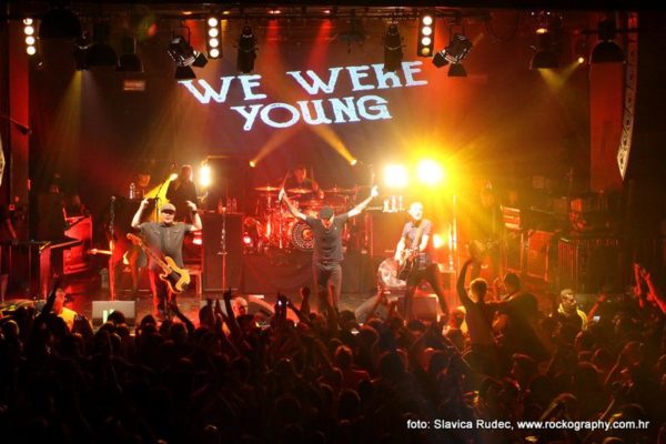 Dropkick Murphys, Tvornica kulture
