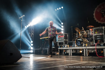 Hladno pivo - 30 godina u 2 dana / Old School