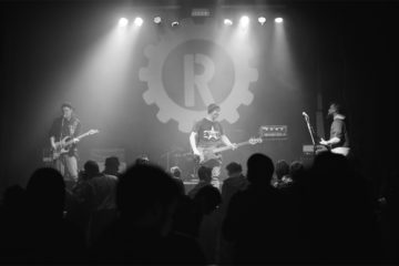 Mrtvi Tuđmani by Luka Smuk