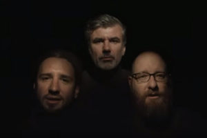 ŠPURIJUS u suradnji sa Sašom Antićem predstavlja veselu punk rock pjesmu mediteranskog pečata 'BARBA JE PARTIJA'