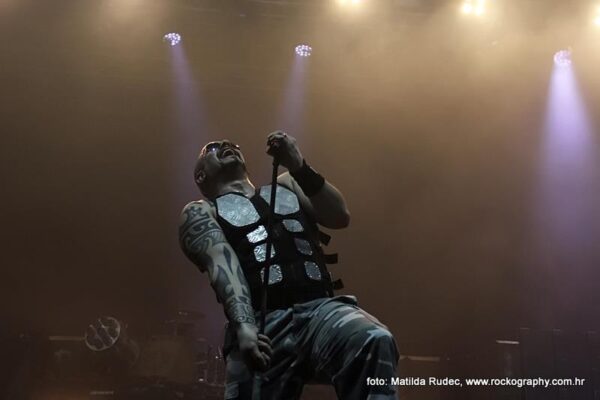 Sabaton, koncertna fotografija