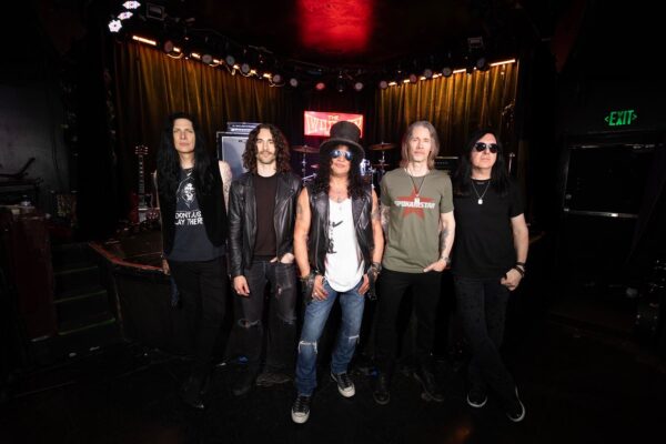 Slash feat. Myles Kennedy & The Conspirators u Zagrebu 2027.